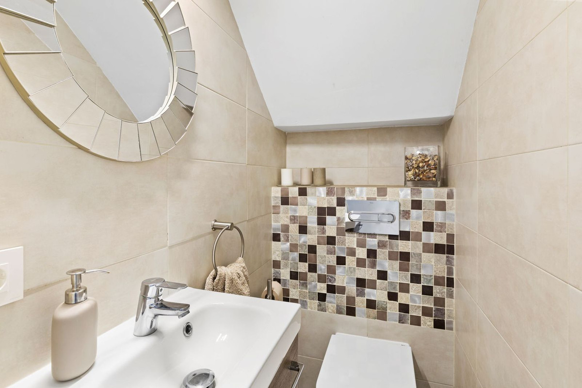 4 Bed Townhouse for sale in Estepona Costa Del Sol, Málaga, Spain
