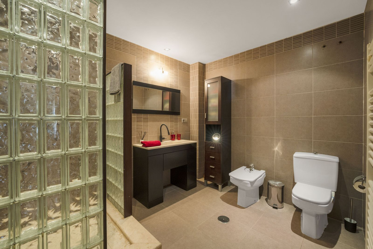 Se vende Adosada de 3 dormitorios en Costa Del Sol, Málaga, España