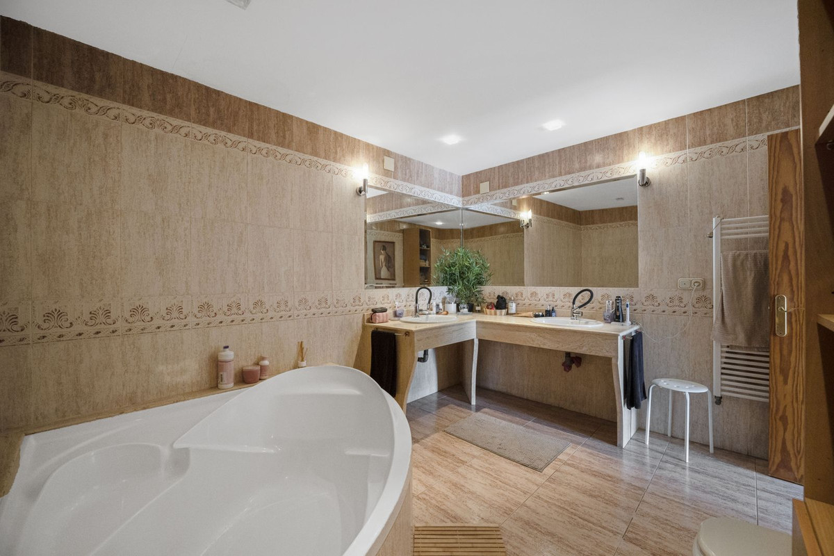 Se vende Adosada de 3 dormitorios en Costa Del Sol, Málaga, España