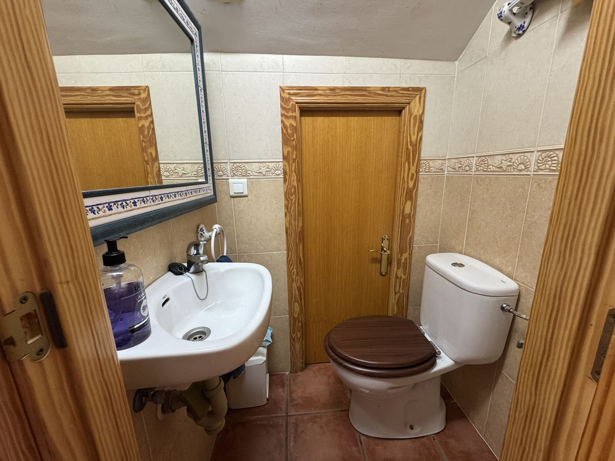 1 Bed Townhouse for sale in Torremolinos Costa Del Sol, Málaga, Spain