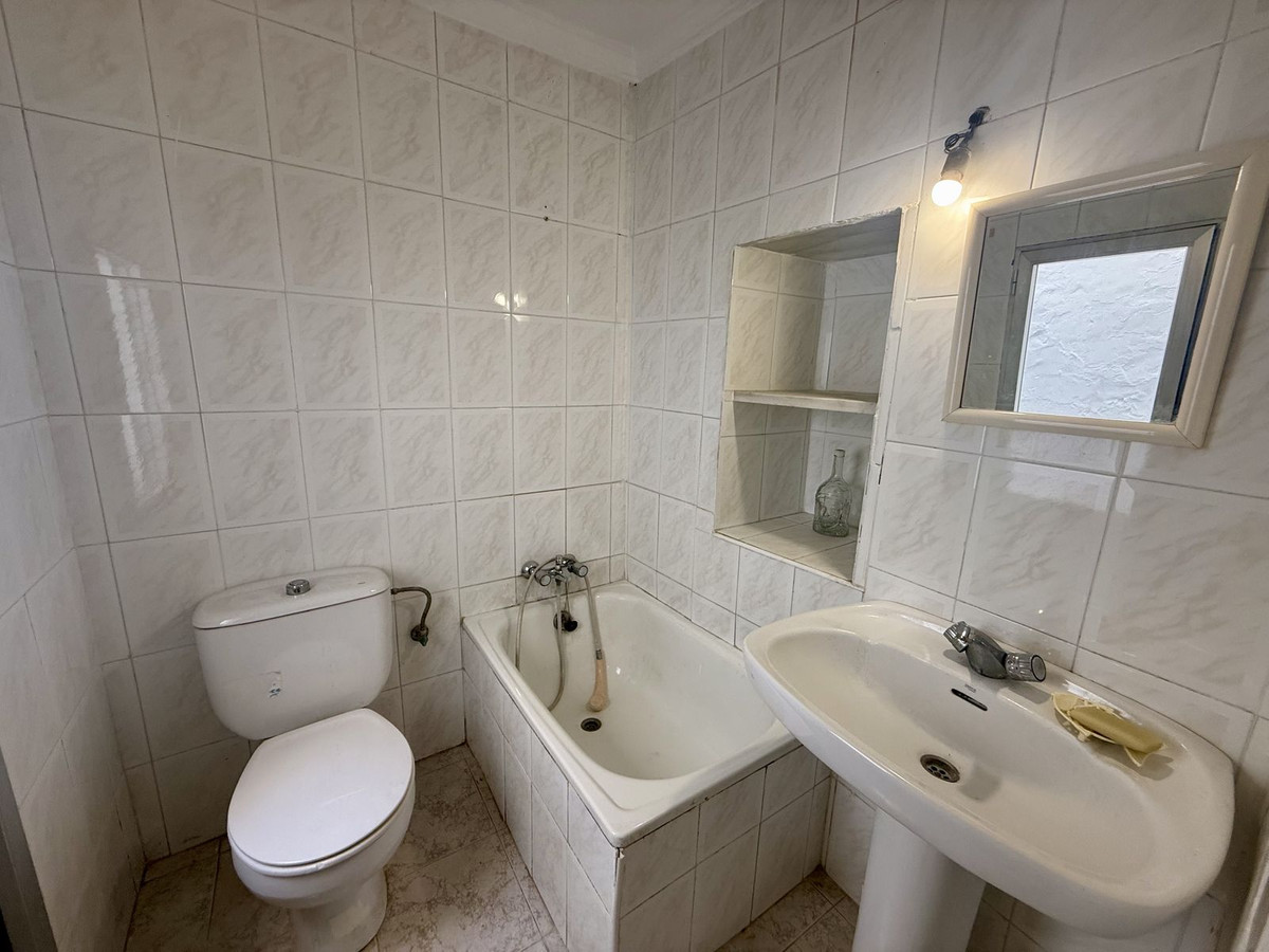 Se vende Adosada de 3 dormitorios en Costa Del Sol East, Málaga, España