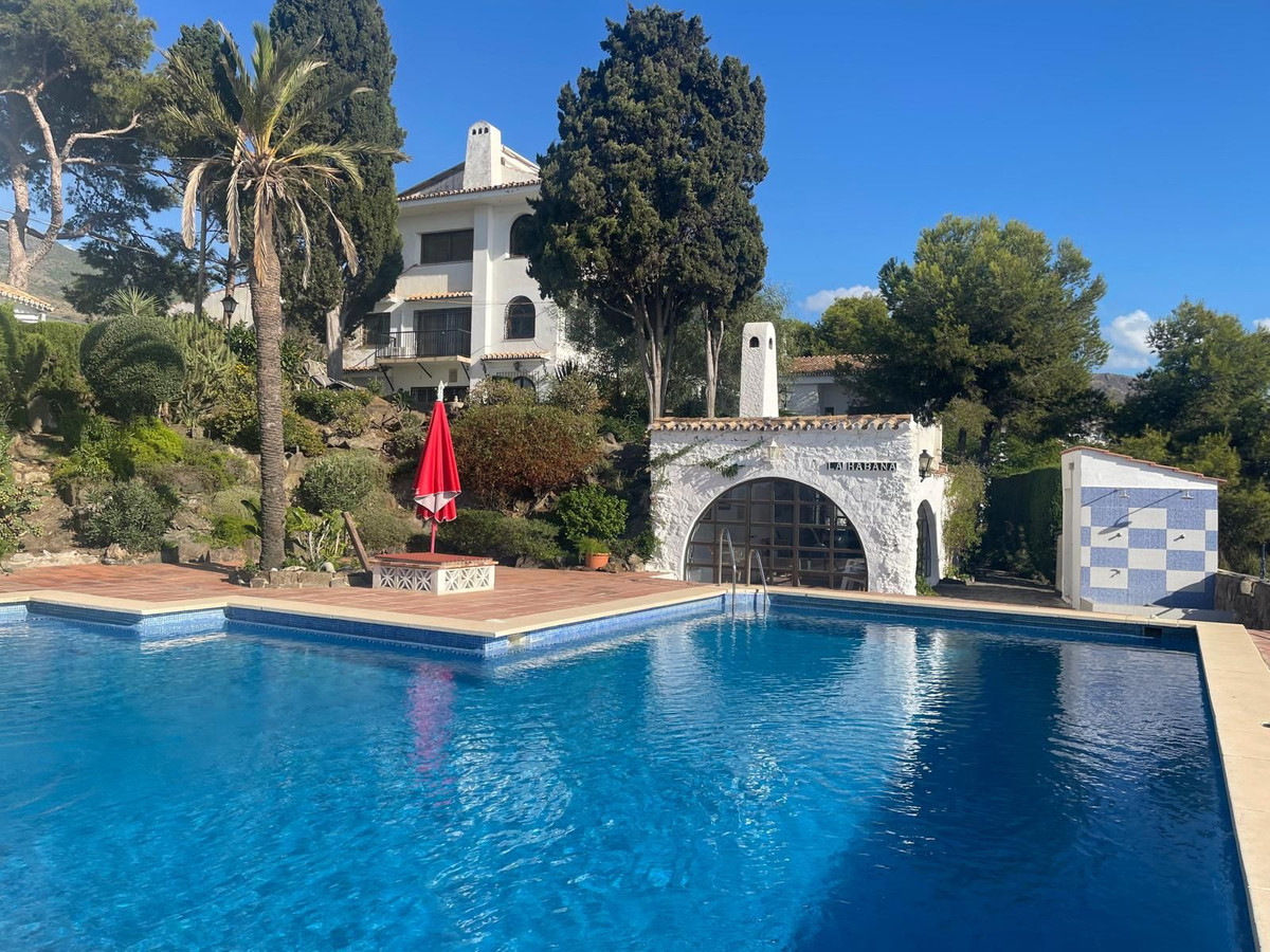 1 Bed Townhouse for sale in Torremuelle Costa Del Sol, Málaga, Spain