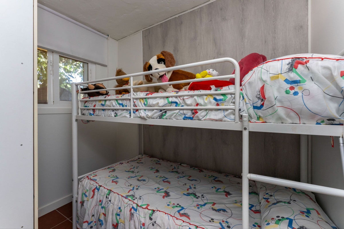 Se vende Villa - Chalet de 2 dormitorios en Costa Del Sol, Málaga, España