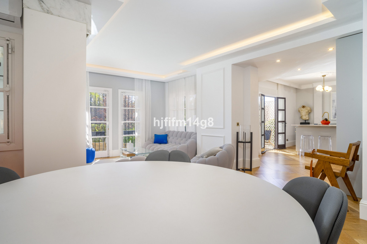 3 Bed Apartment for sale in Nueva Andalucía Costa Del Sol, Málaga, Spain