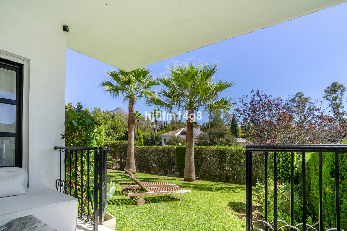 3 Bed Apartment for sale in Nueva Andalucía Costa Del Sol, Málaga, Spain