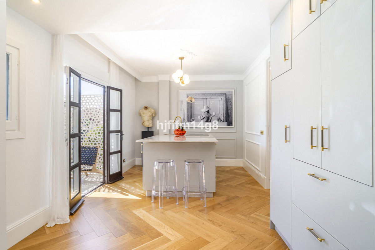 3 Bed Apartment for sale in Nueva Andalucía Costa Del Sol, Málaga, Spain