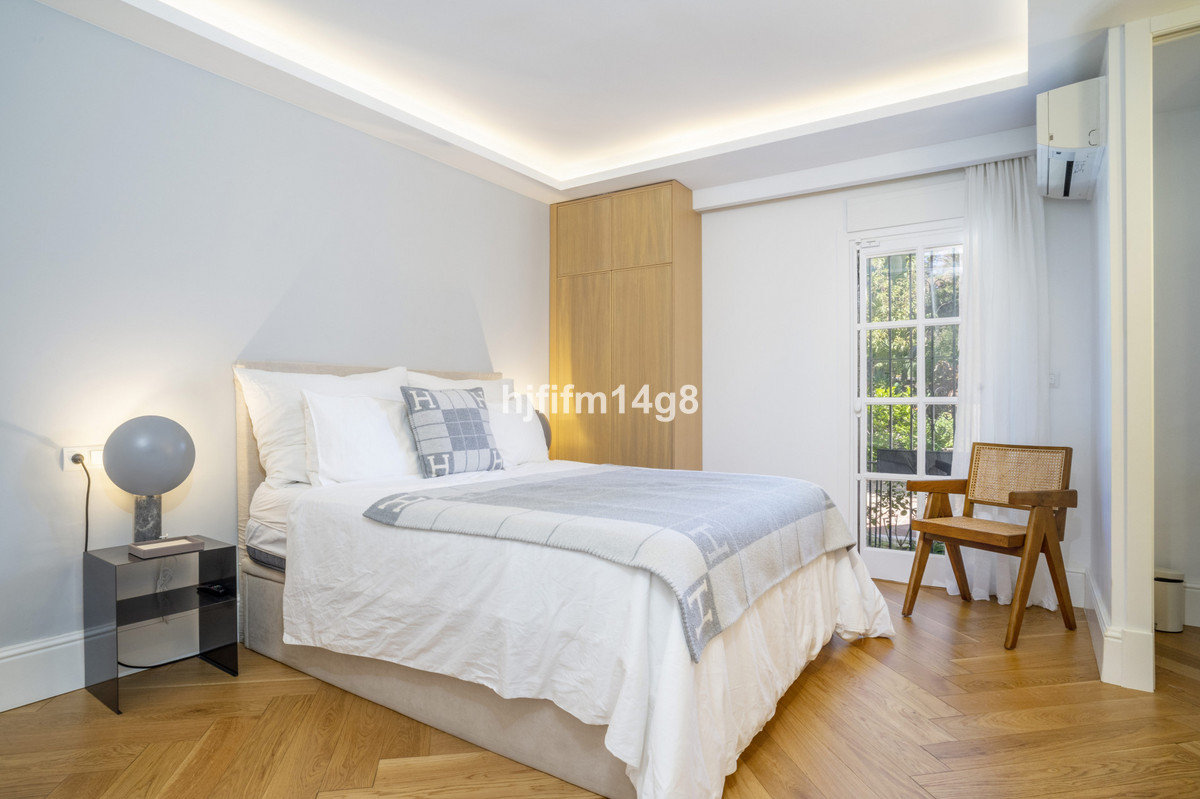 3 Bed Apartment for sale in Nueva Andalucía Costa Del Sol, Málaga, Spain