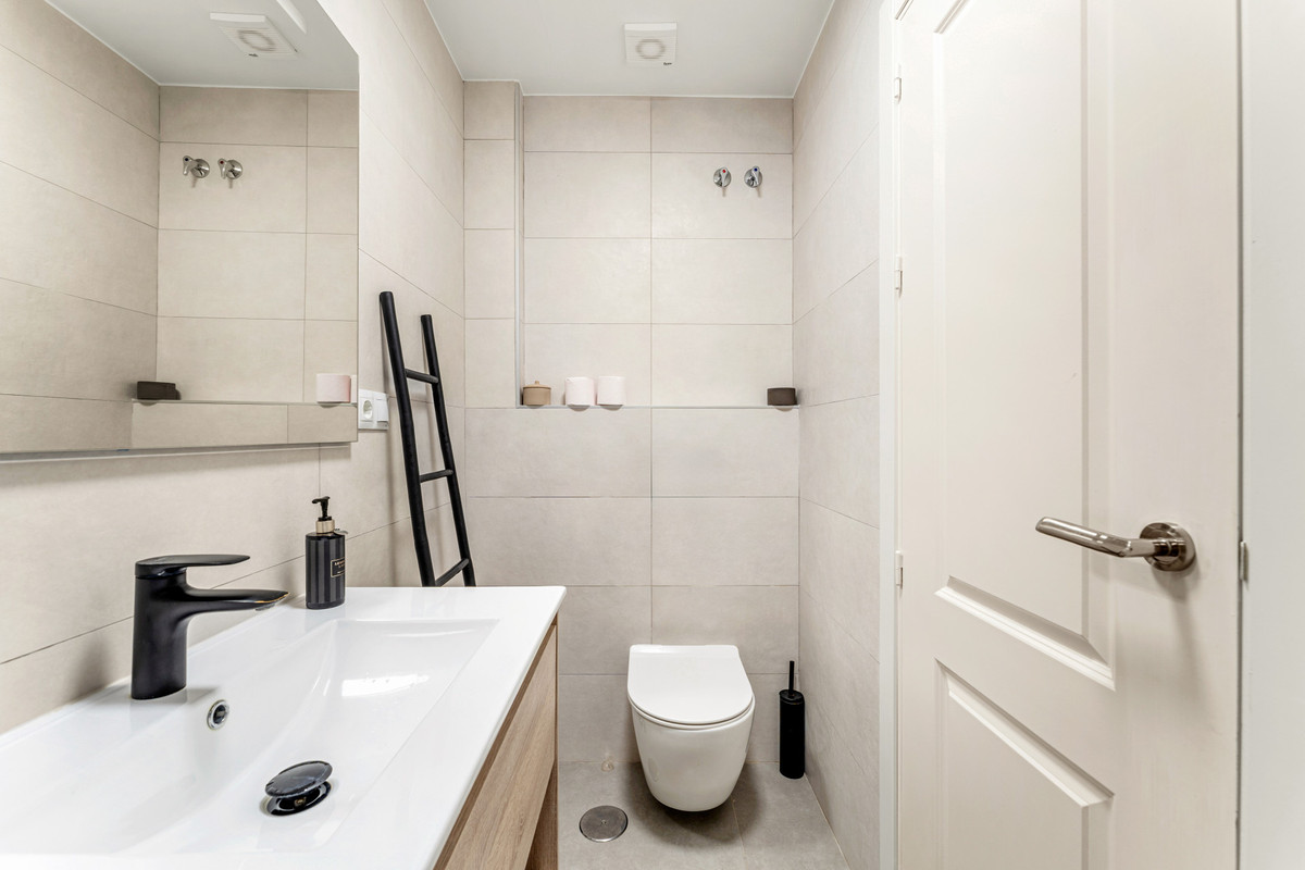 4 Bed Apartment for sale in San Pedro De Alcántara Costa Del Sol, Málaga, Spain