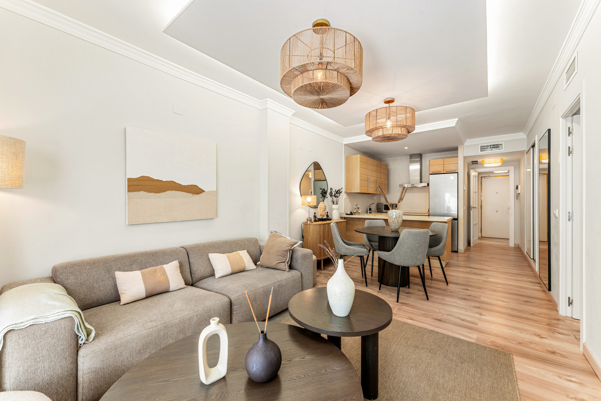 4 Bed Apartment for sale in San Pedro De Alcántara Costa Del Sol, Málaga, Spain
