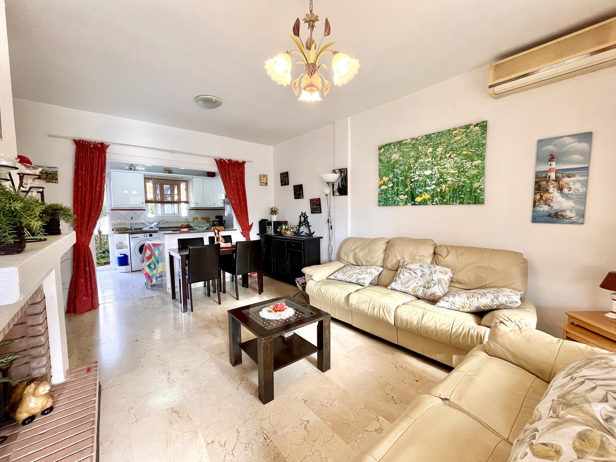 2 Bed Apartment for sale in Playa Flamenca Costa Blanca, Alicante, Spain