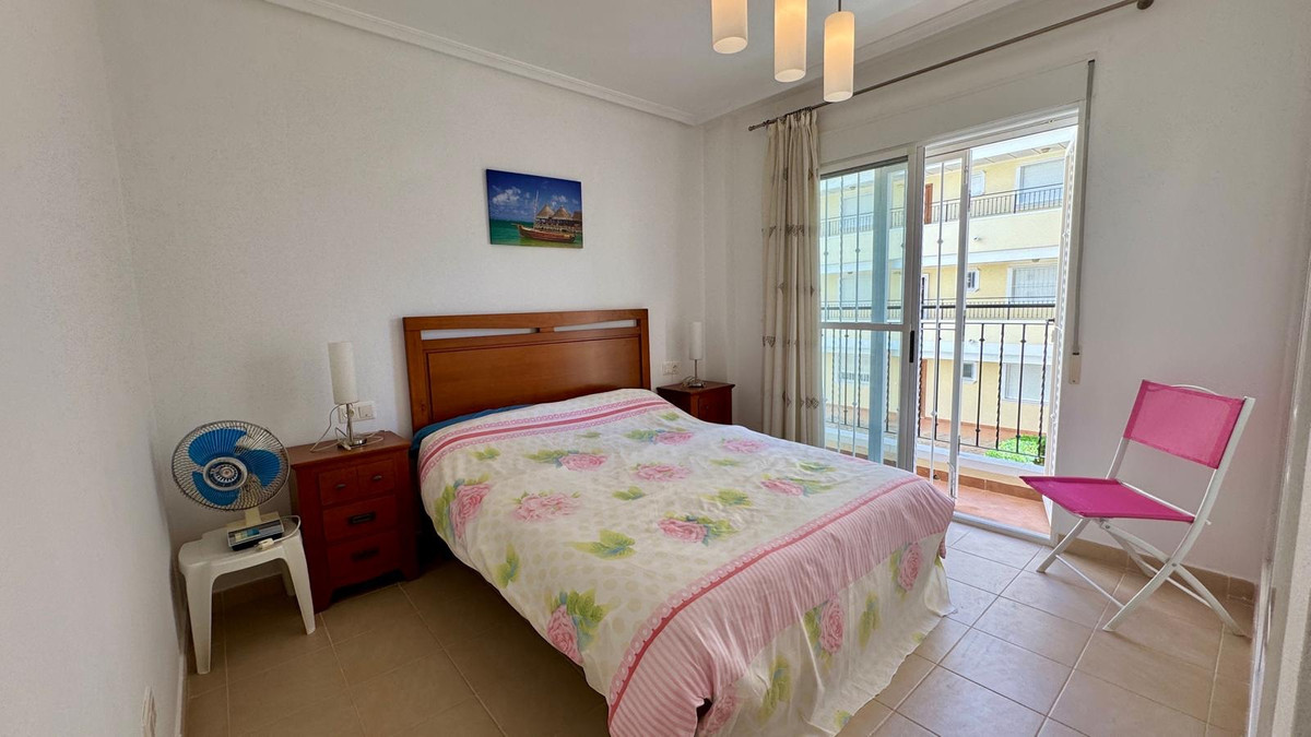 Se vende Apartamento Planta Media de 3 dormitorios en Costa Blanca, Alicante, España