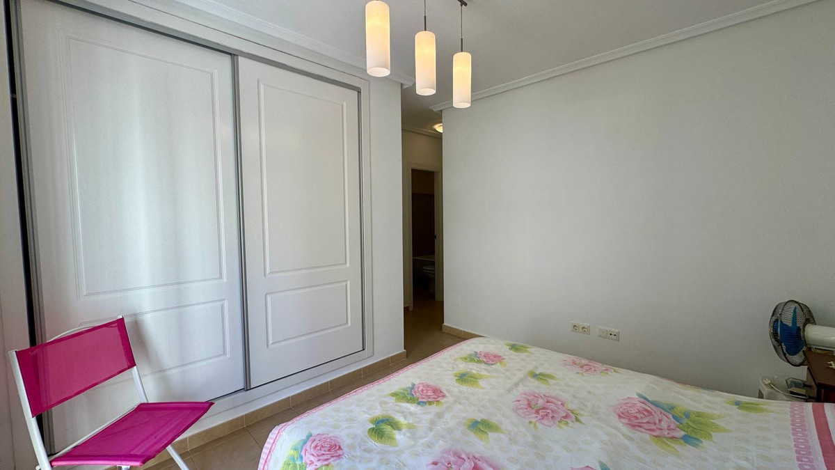 Se vende Apartamento Planta Media de 3 dormitorios en Costa Blanca, Alicante, España