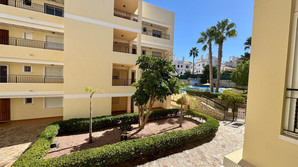 Se vende Apartamento Planta Media de 3 dormitorios en Costa Blanca, Alicante, España