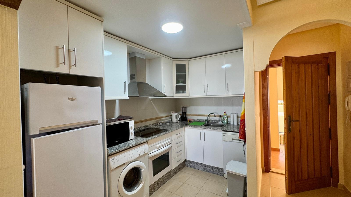Se vende Apartamento Planta Media de 3 dormitorios en Costa Blanca, Alicante, España