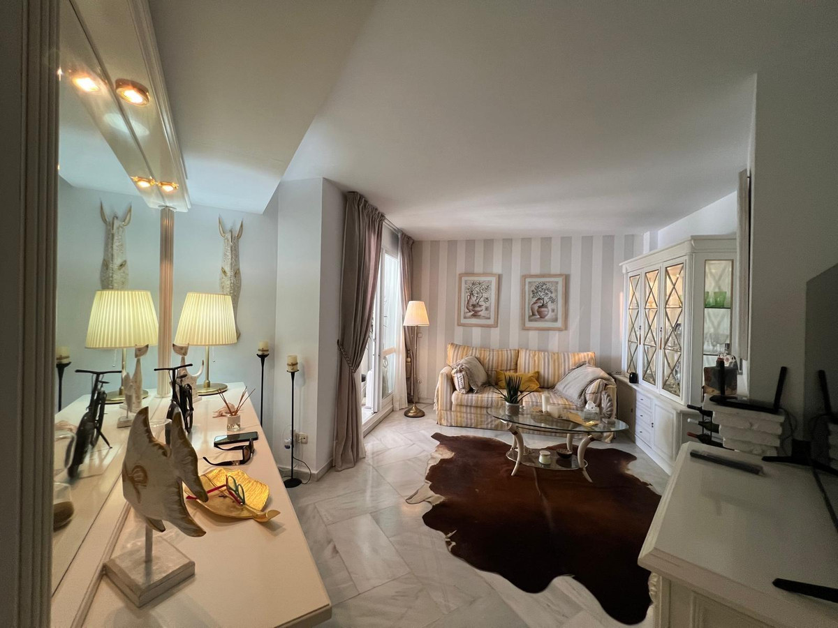 Se vende Apartamento Planta Media de 1 dormitorios en Costa Del Sol, Málaga, España