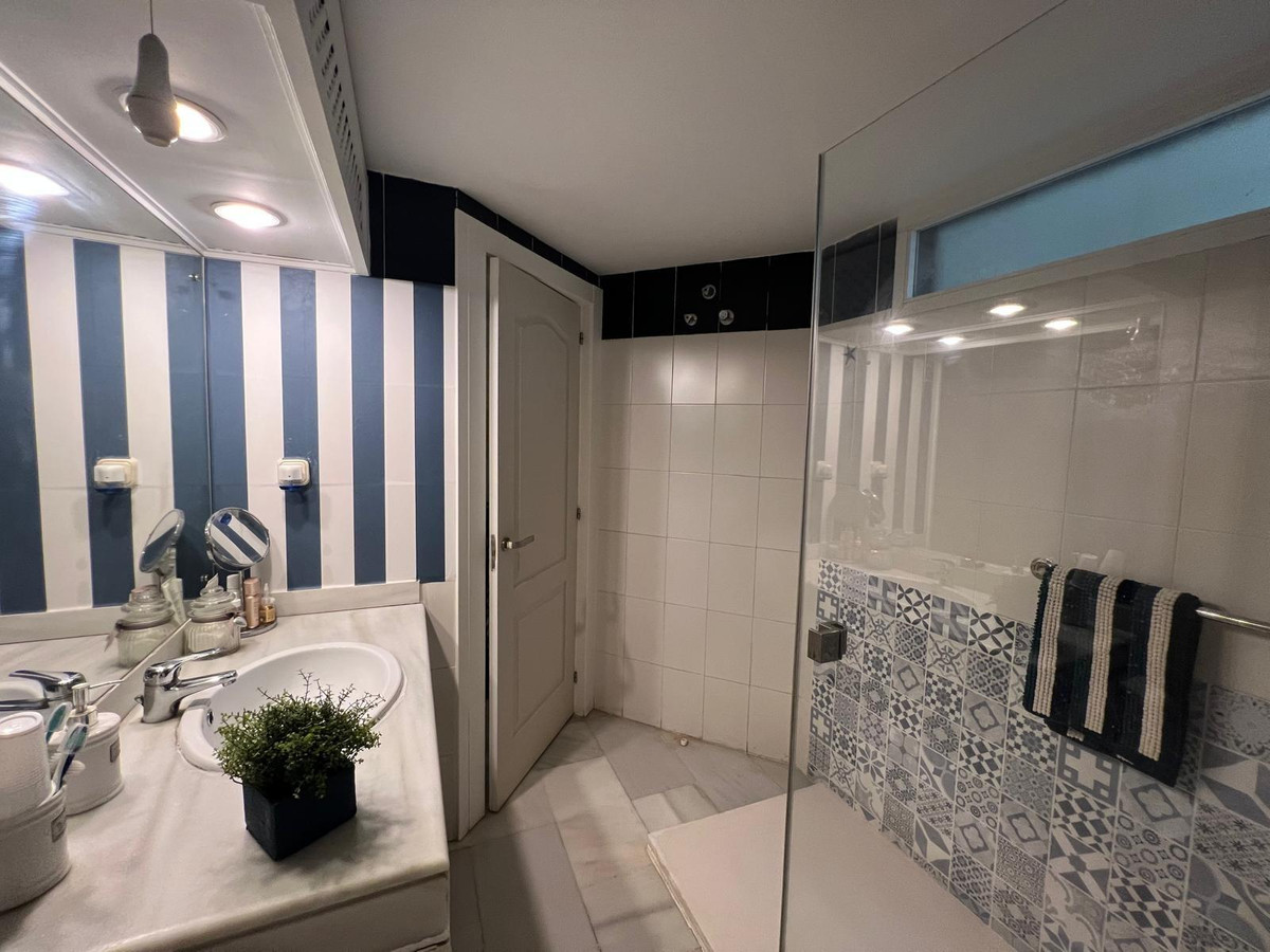 Se vende Apartamento Planta Media de 1 dormitorios en Costa Del Sol, Málaga, España
