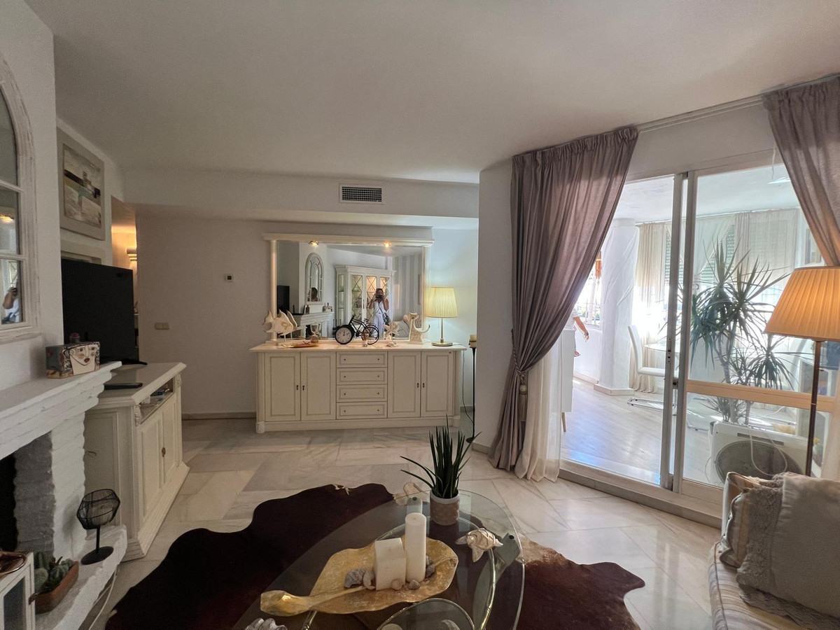 Se vende Apartamento Planta Media de 1 dormitorios en Costa Del Sol, Málaga, España