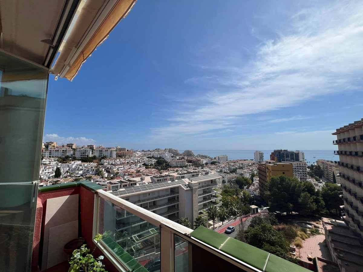 4 Bed Apartment for sale in Benalmadena Costa Costa Del Sol, Málaga, Spain