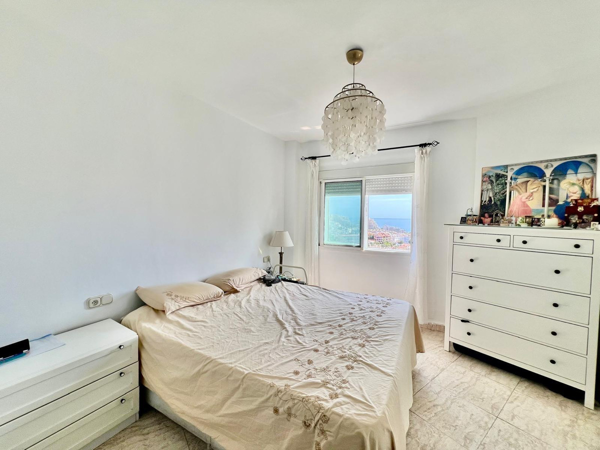 4 Bed Apartment for sale in Benalmadena Costa Costa Del Sol, Málaga, Spain