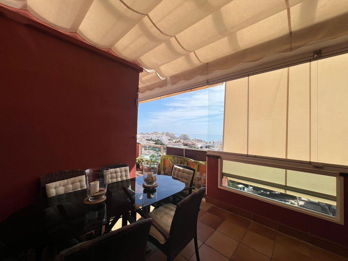 4 Bed Apartment for sale in Benalmadena Costa Costa Del Sol, Málaga, Spain