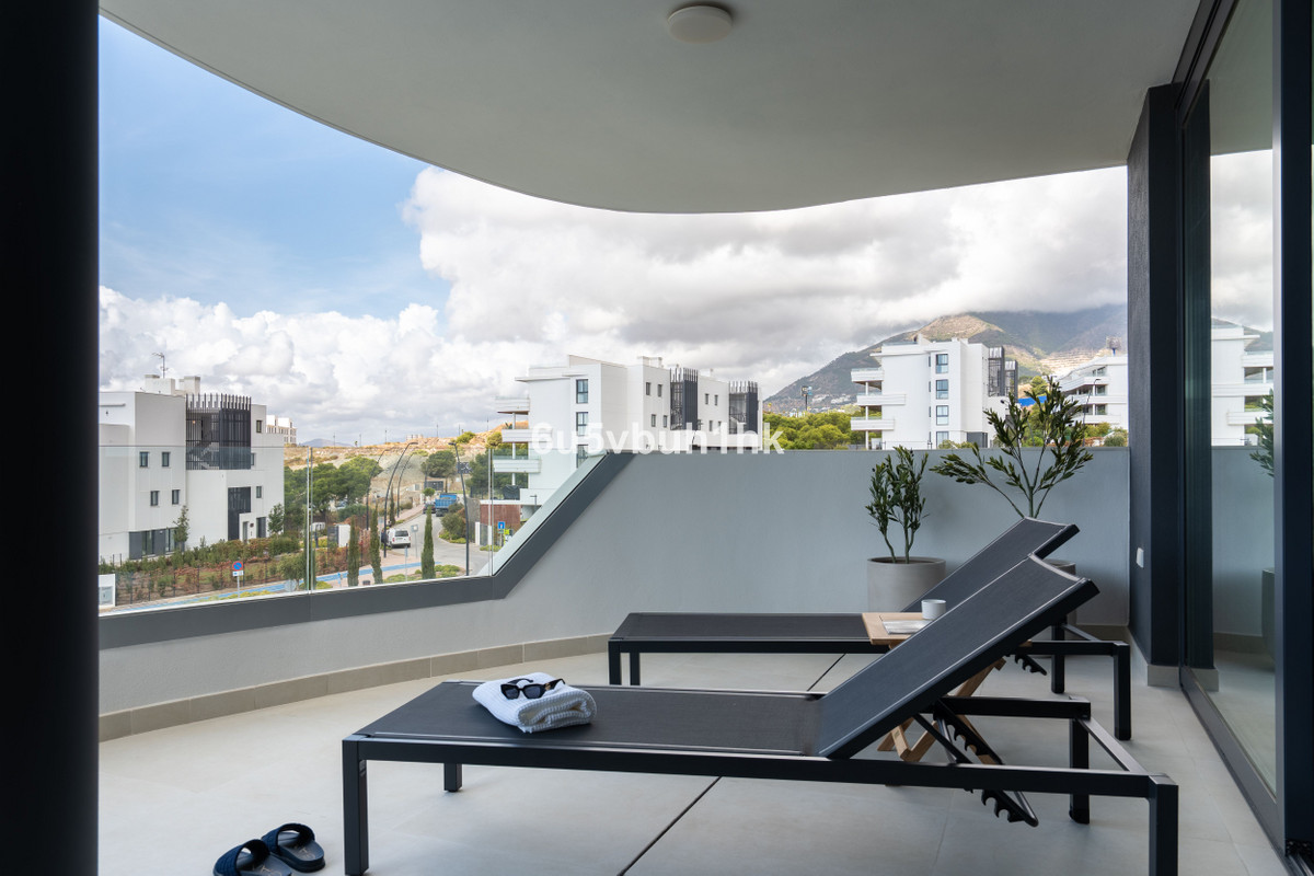 3 Bed Apartment for sale in Fuengirola Costa Del Sol, Málaga, Spain
