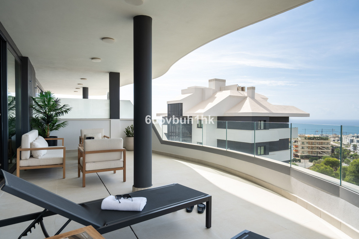 3 Bed Apartment for sale in Fuengirola Costa Del Sol, Málaga, Spain