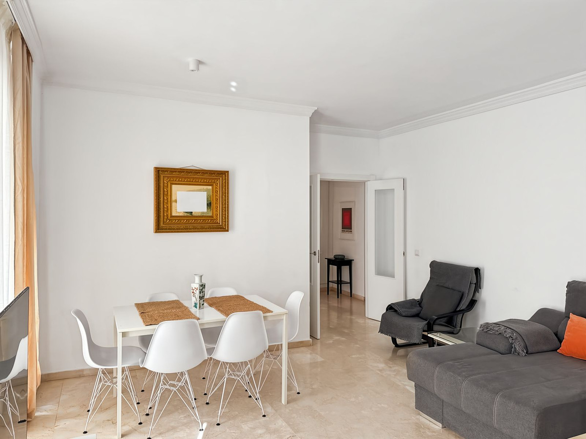 Se vende Apartamento Planta Media de 2 dormitorios en Málaga Ciudad, Málaga, España