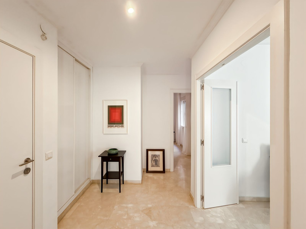 Se vende Apartamento Planta Media de 2 dormitorios en Málaga Ciudad, Málaga, España