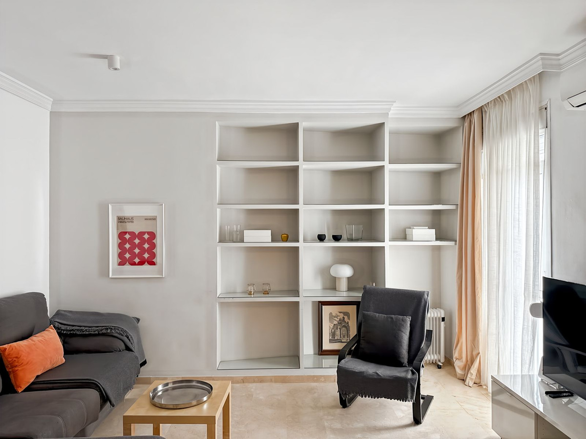Se vende Apartamento Planta Media de 2 dormitorios en Málaga Ciudad, Málaga, España