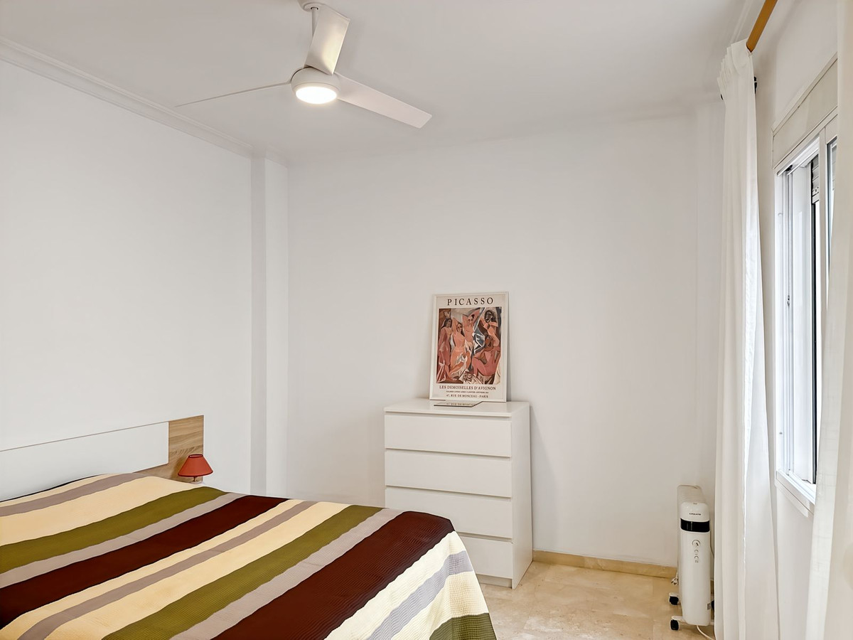 Se vende Apartamento Planta Media de 2 dormitorios en Málaga Ciudad, Málaga, España