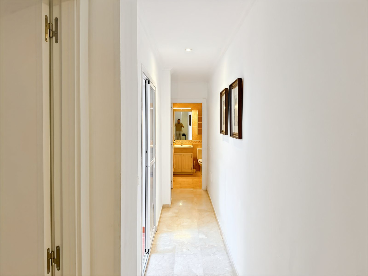 Se vende Apartamento Planta Media de 2 dormitorios en Málaga Ciudad, Málaga, España
