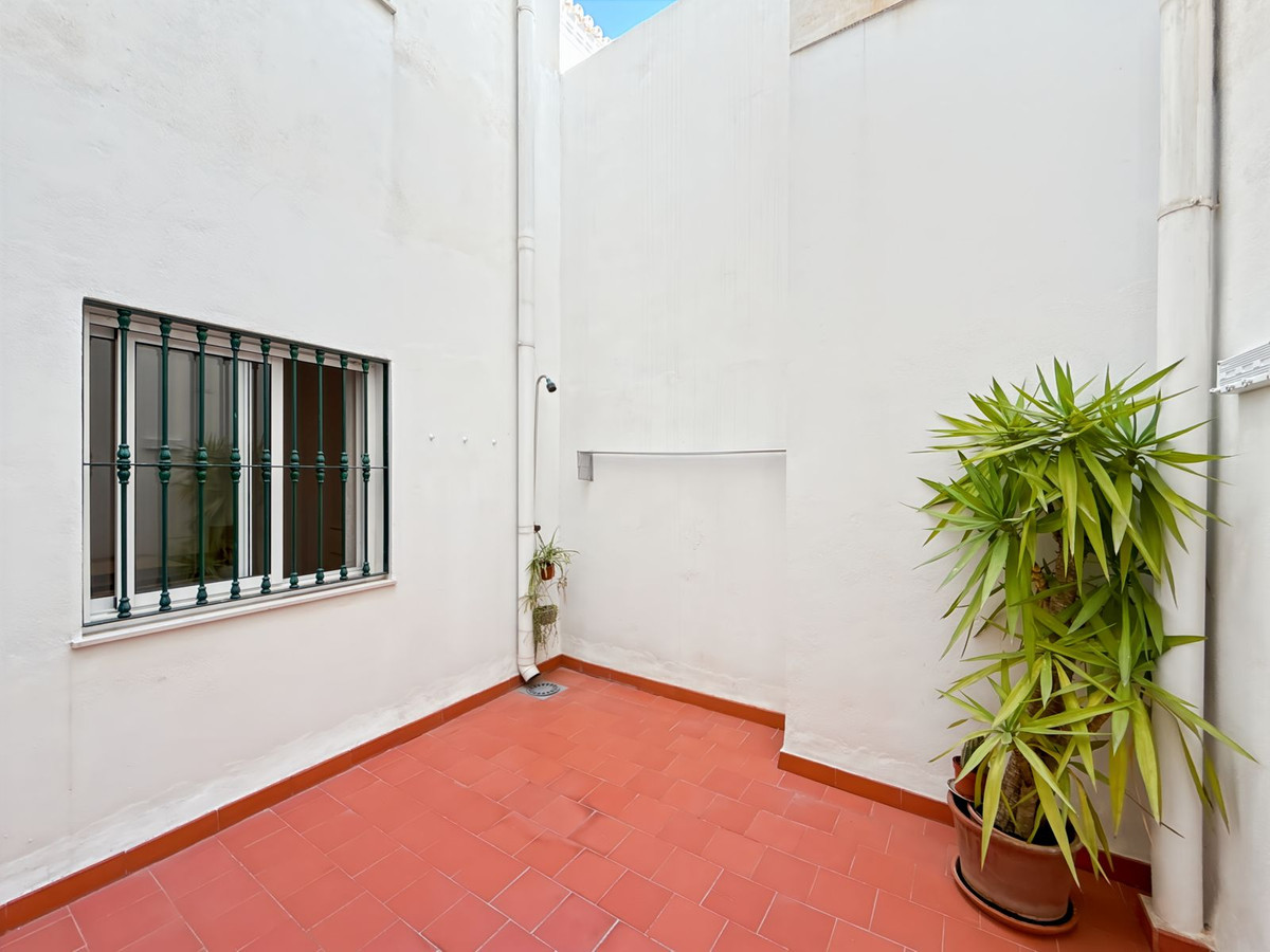 Se vende Apartamento Planta Media de 2 dormitorios en Málaga Ciudad, Málaga, España