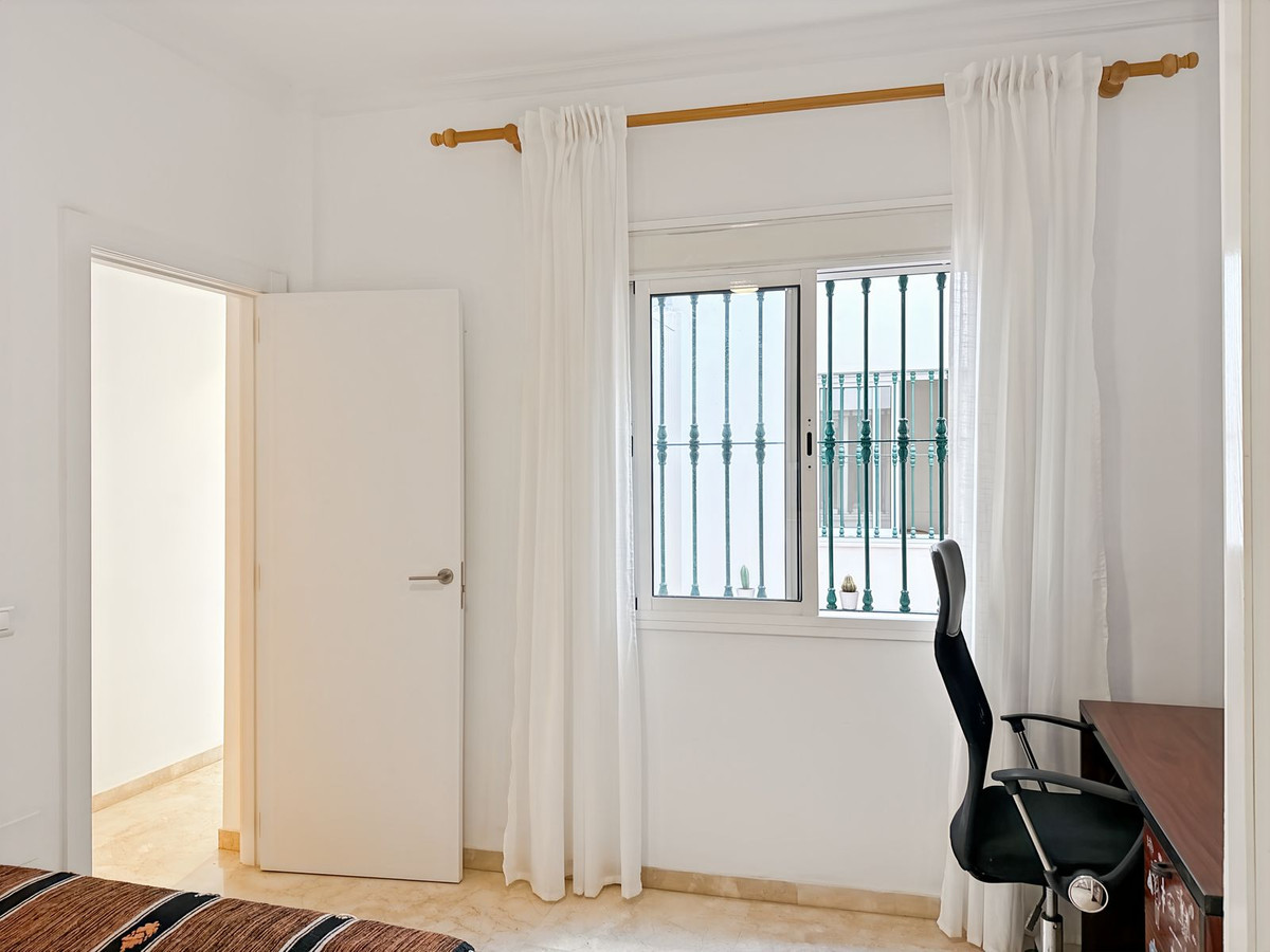 Se vende Apartamento Planta Media de 2 dormitorios en Málaga Ciudad, Málaga, España