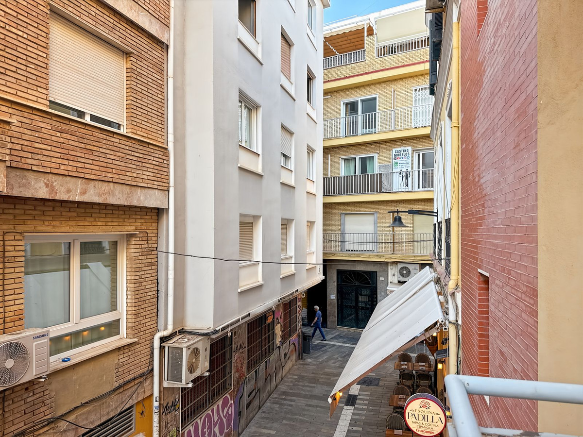 Se vende Apartamento Planta Media de 2 dormitorios en Málaga Ciudad, Málaga, España