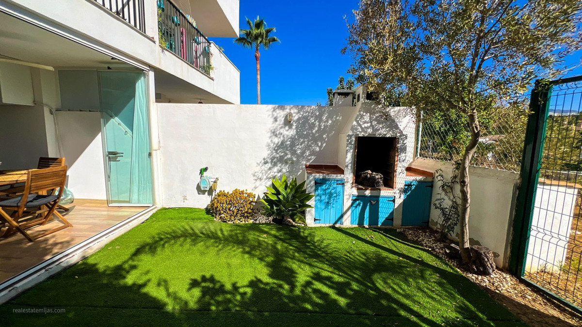 2 Bed Apartment for sale in La Cala De Mijas Costa Del Sol, Málaga, Spain