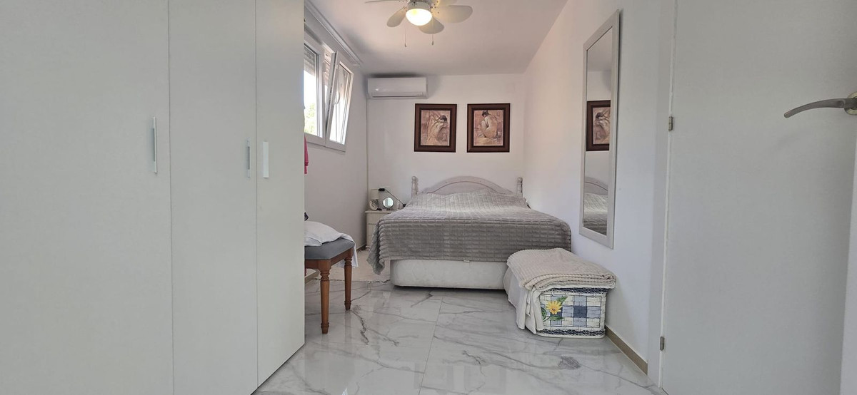 Se vende Pareada de 4 dormitorios en Costa Blanca, Alicante, España