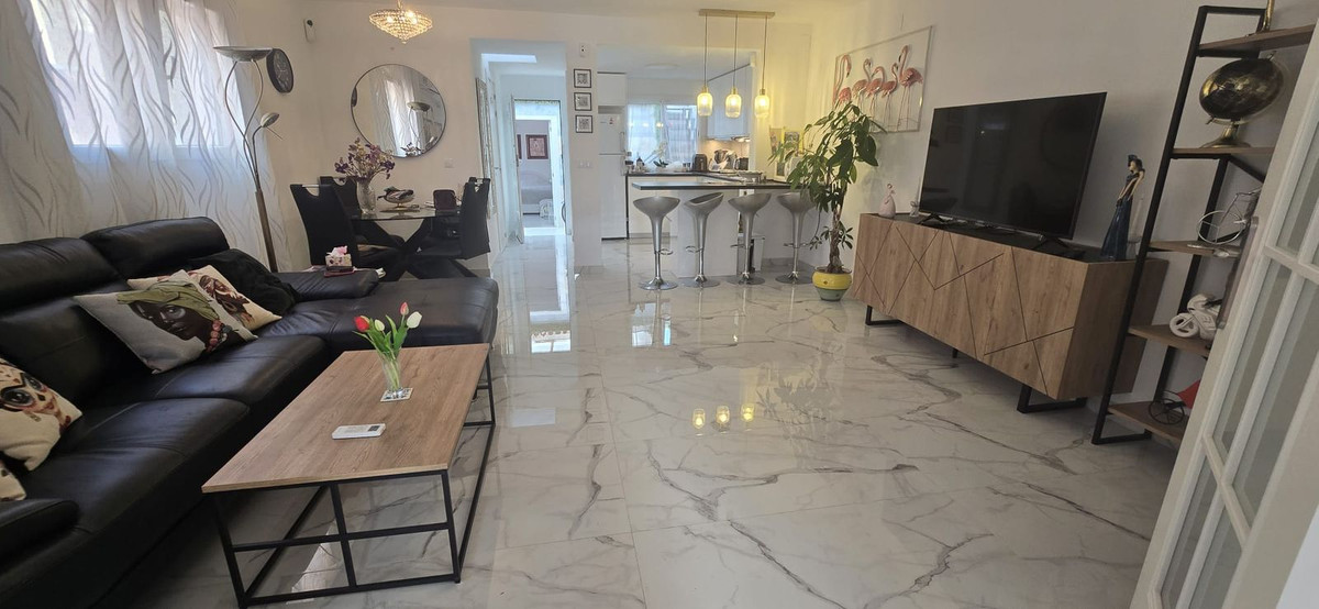 Se vende Pareada de 4 dormitorios en Costa Blanca, Alicante, España