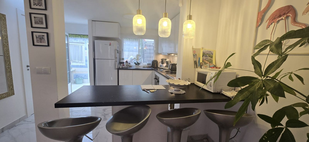Se vende Pareada de 4 dormitorios en Costa Blanca, Alicante, España