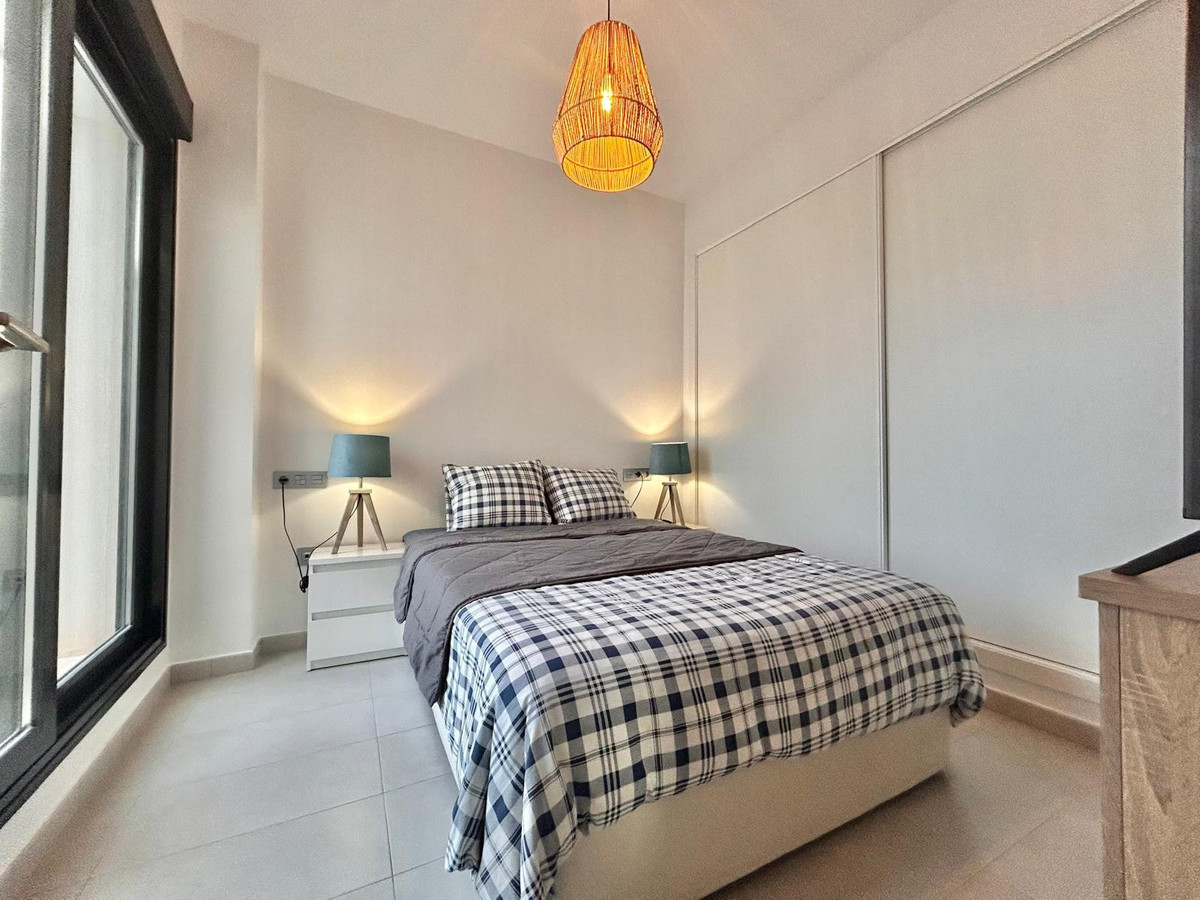 Se vende Villa - Chalet de 3 dormitorios en Costa Blanca, Alicante, España
