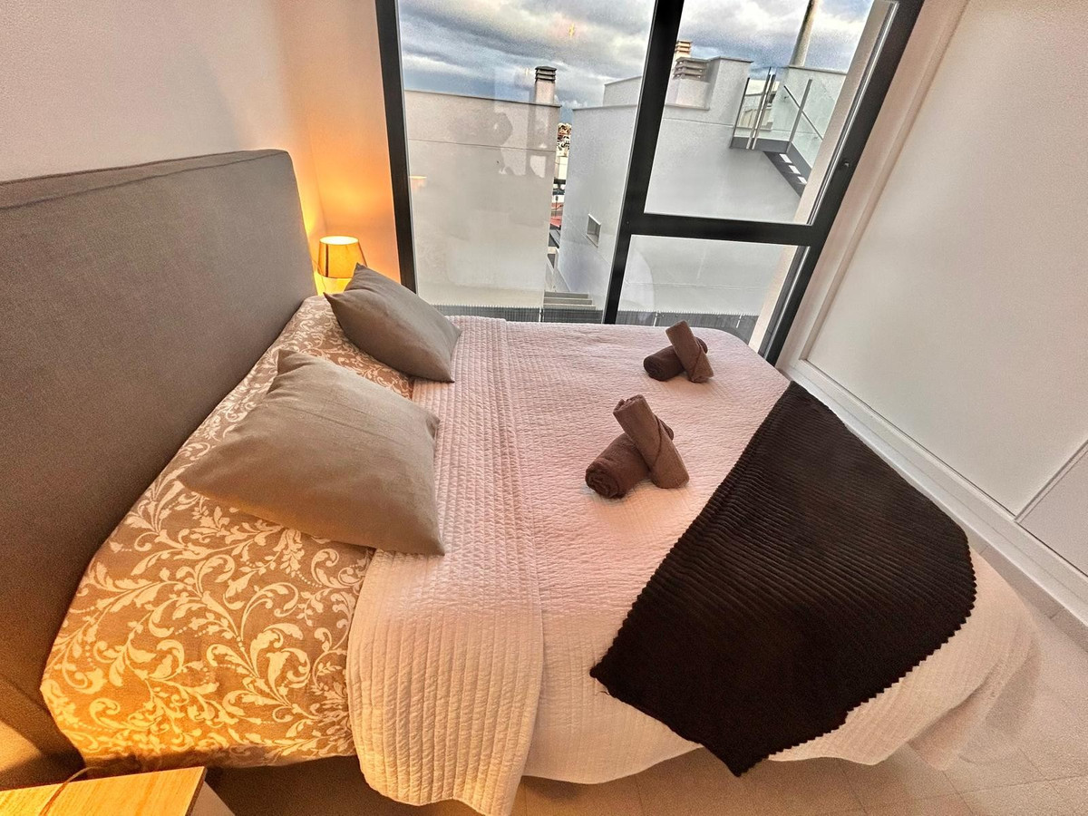 Se vende Villa - Chalet de 3 dormitorios en Costa Blanca, Alicante, España