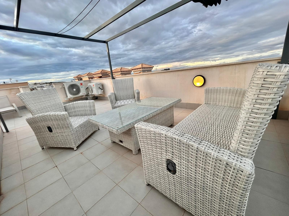 Se vende Villa - Chalet de 3 dormitorios en Costa Blanca, Alicante, España