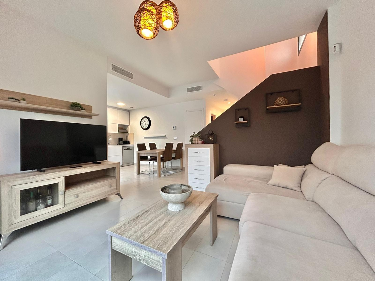 Se vende Villa - Chalet de 3 dormitorios en Costa Blanca, Alicante, España