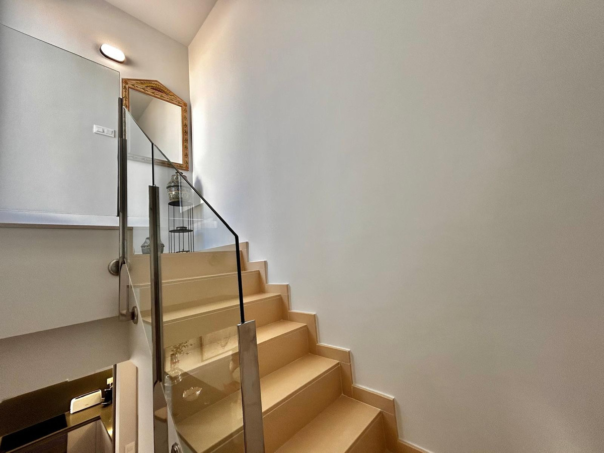 3 Bed Apartment for sale in Villamartin Costa Blanca, Alicante, Spain