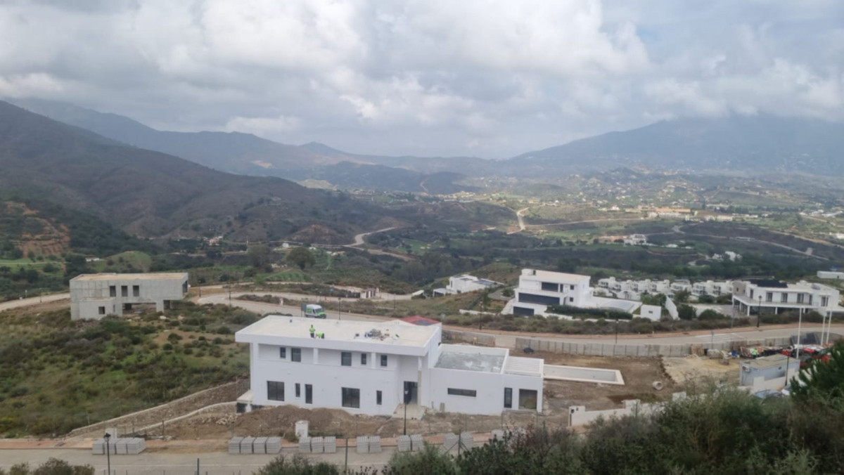Plots for sale in La Cala Golf Costa Del Sol, Málaga, Spain