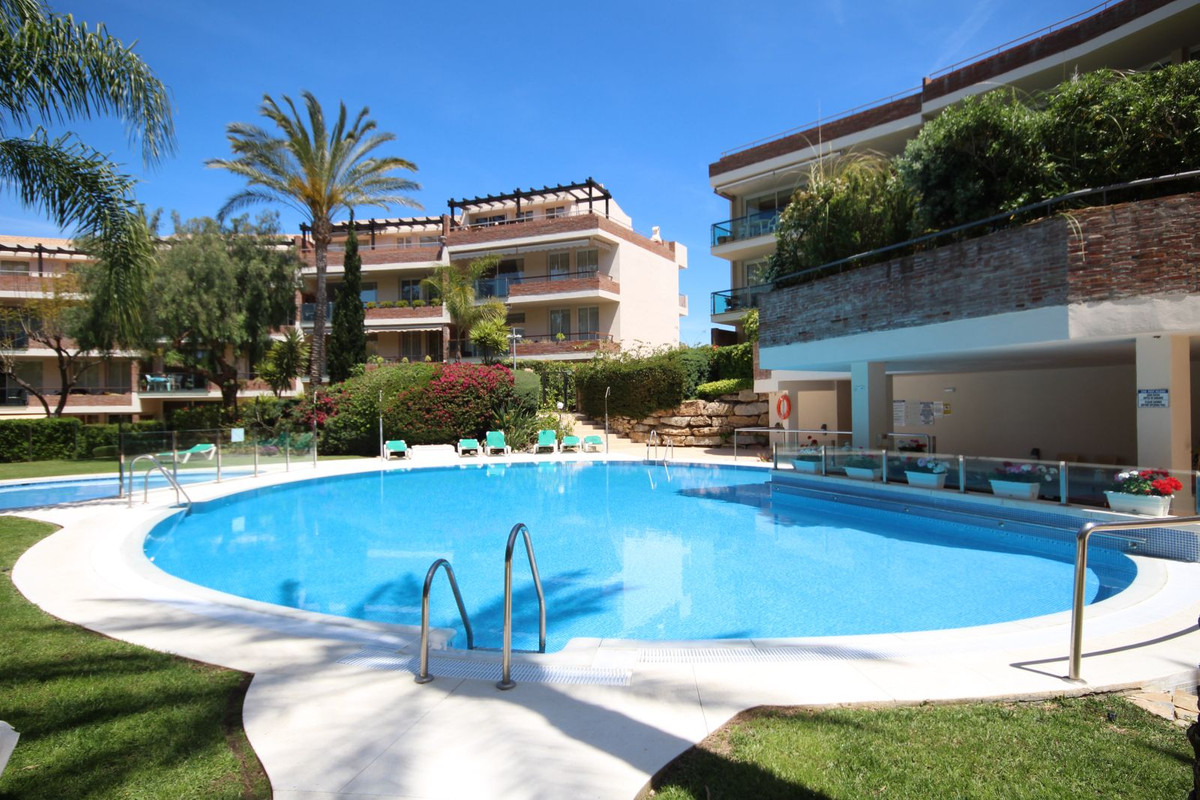 2 Bed Apartment for sale in Riviera Del Sol Costa Del Sol, Málaga, Spain