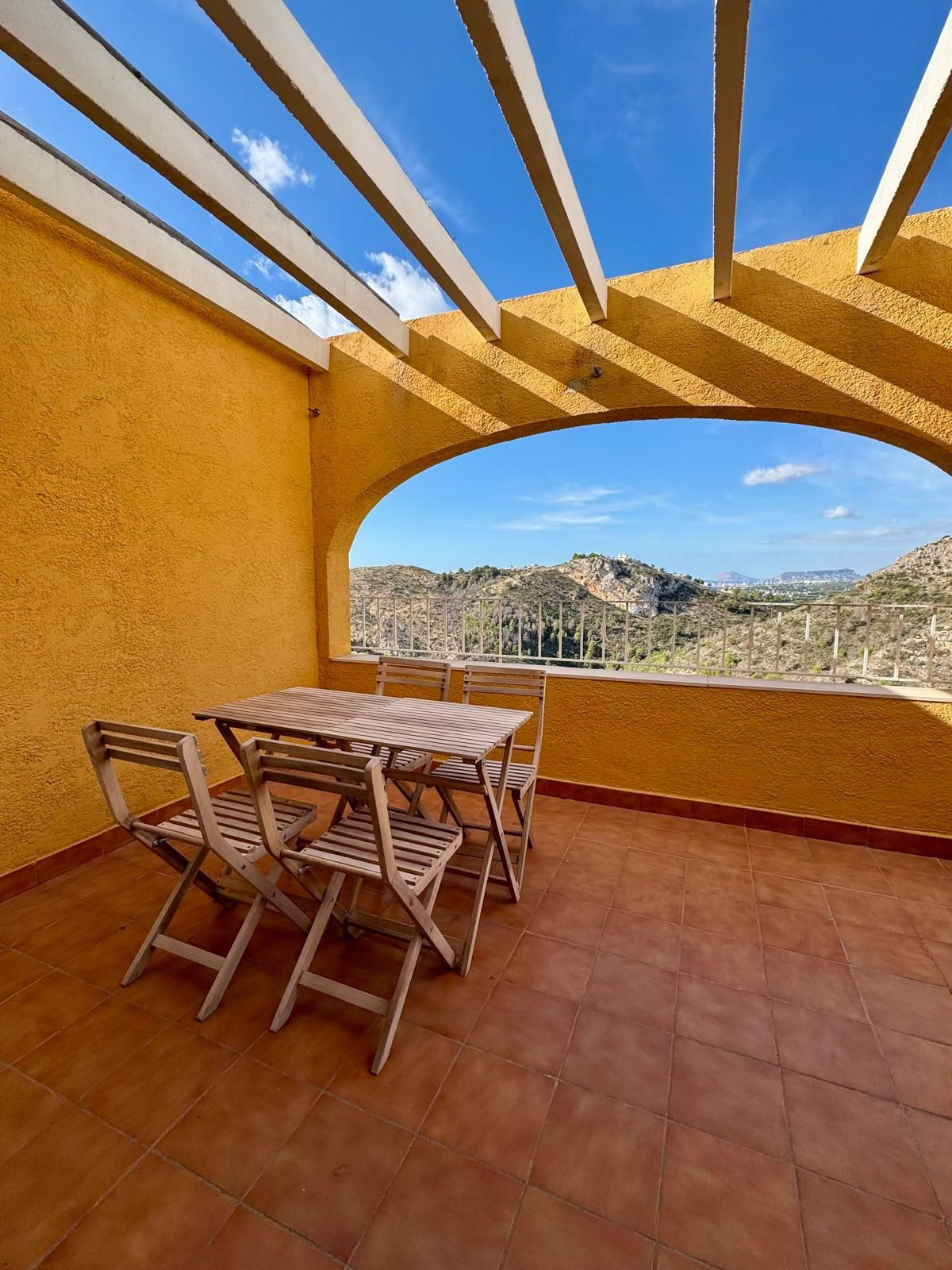 Se vende Apartamento Planta Media de 3 dormitorios en Costa Blanca, Alicante, España