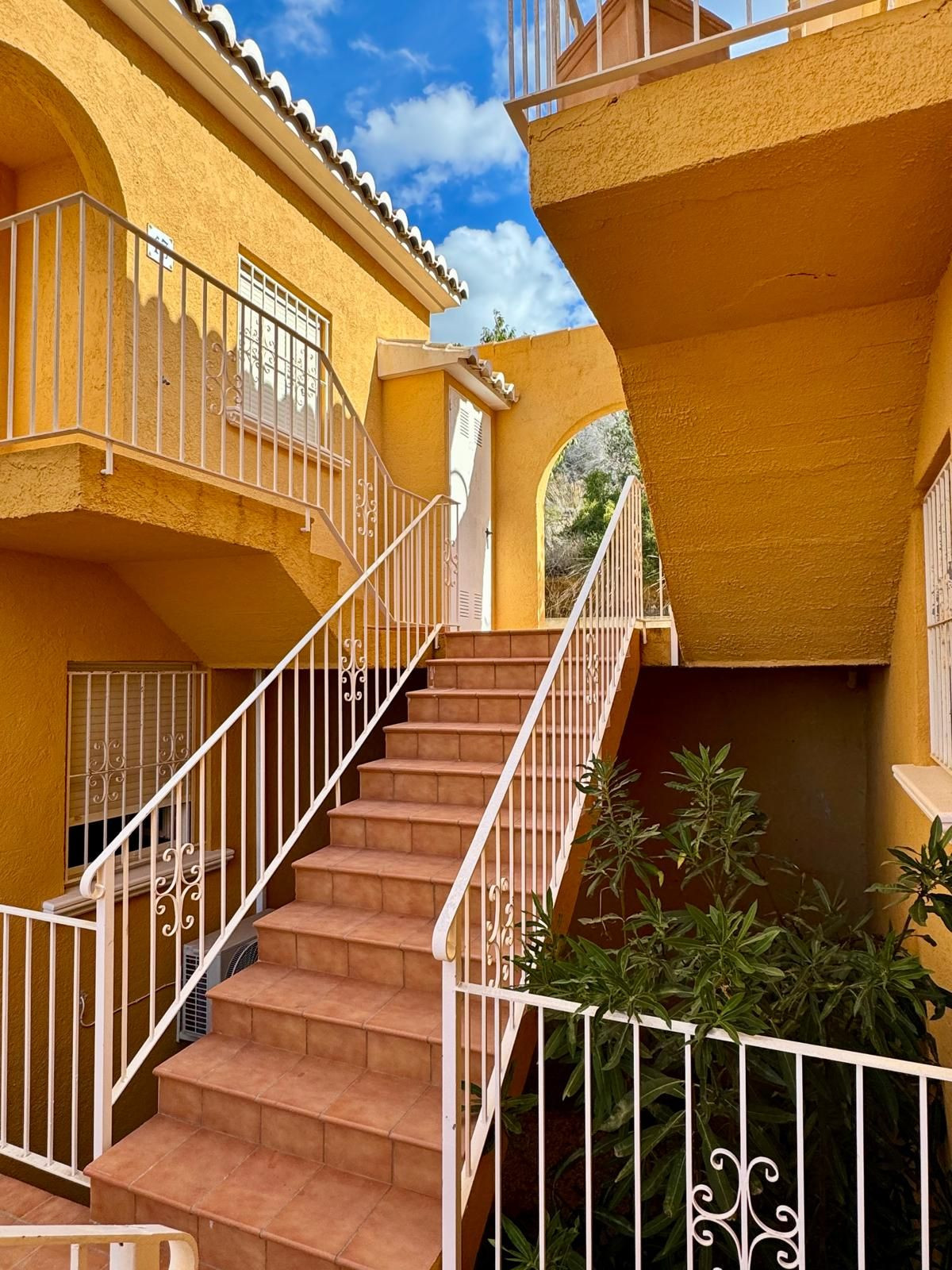 Se vende Apartamento Planta Media de 3 dormitorios en Costa Blanca, Alicante, España