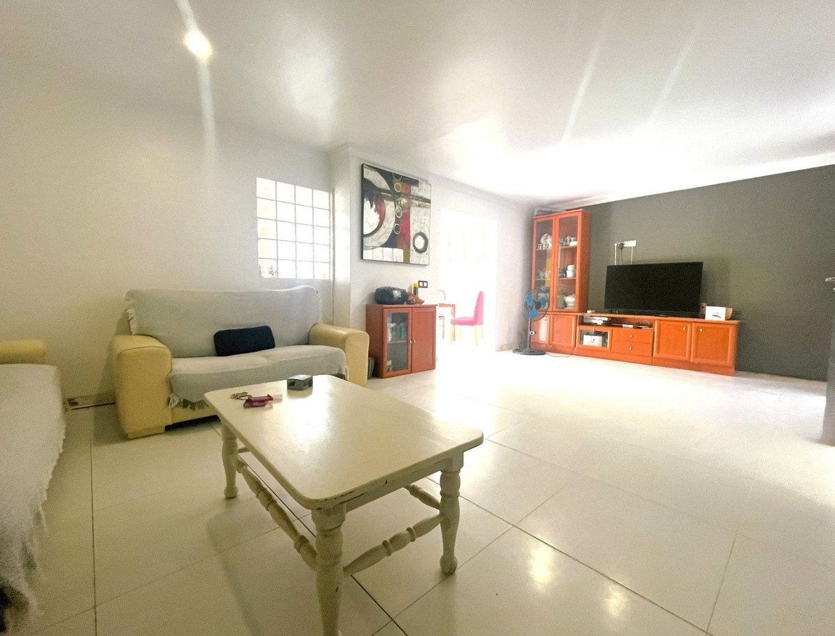 Se vende Pareada de 3 dormitorios en Costa Del Sol, Málaga, España