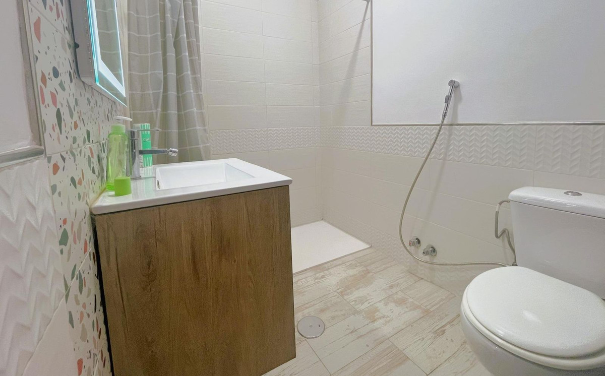 Se vende Pareada de 3 dormitorios en Costa Del Sol, Málaga, España