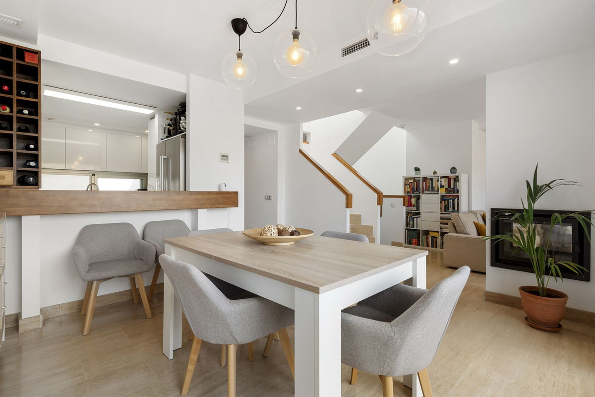 3 Bed Apartment for sale in La Cala De Mijas Costa Del Sol, Málaga, Spain
